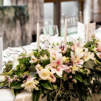 Top table arrangement