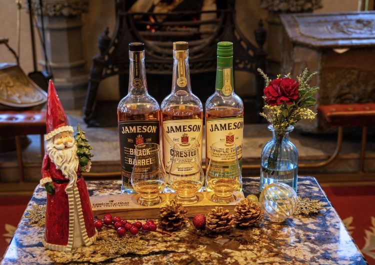 Whiskey flight board - Vi's restaurant