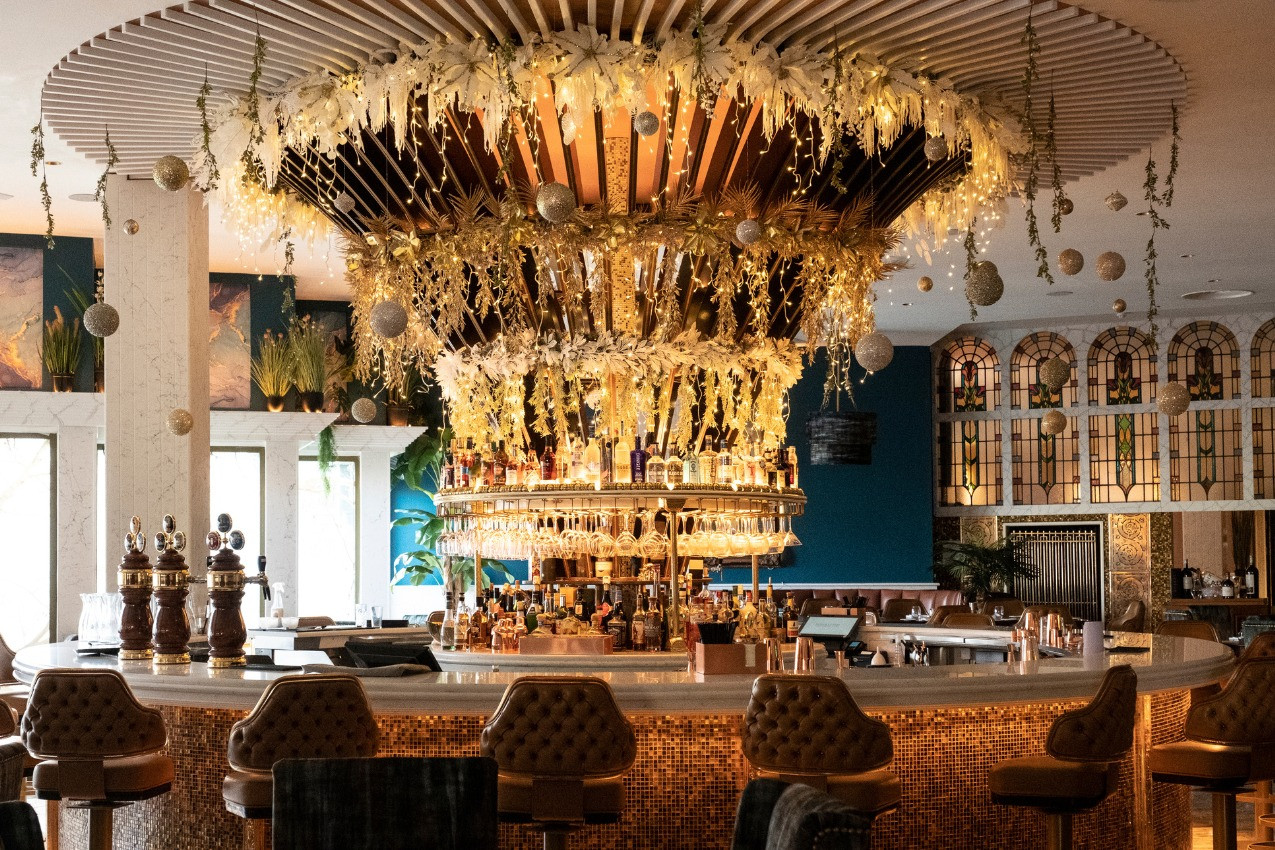 Lawlors hotel front banner www.lawlors.ie_v2